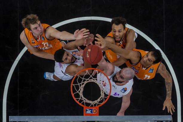 比赛前瞻与 比赛前瞻与