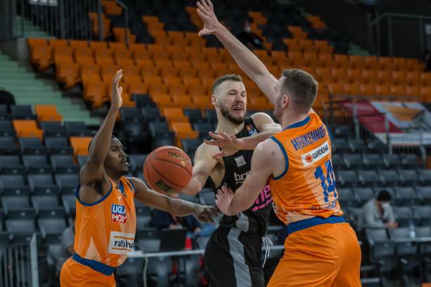 从而削弱进 从而削弱进