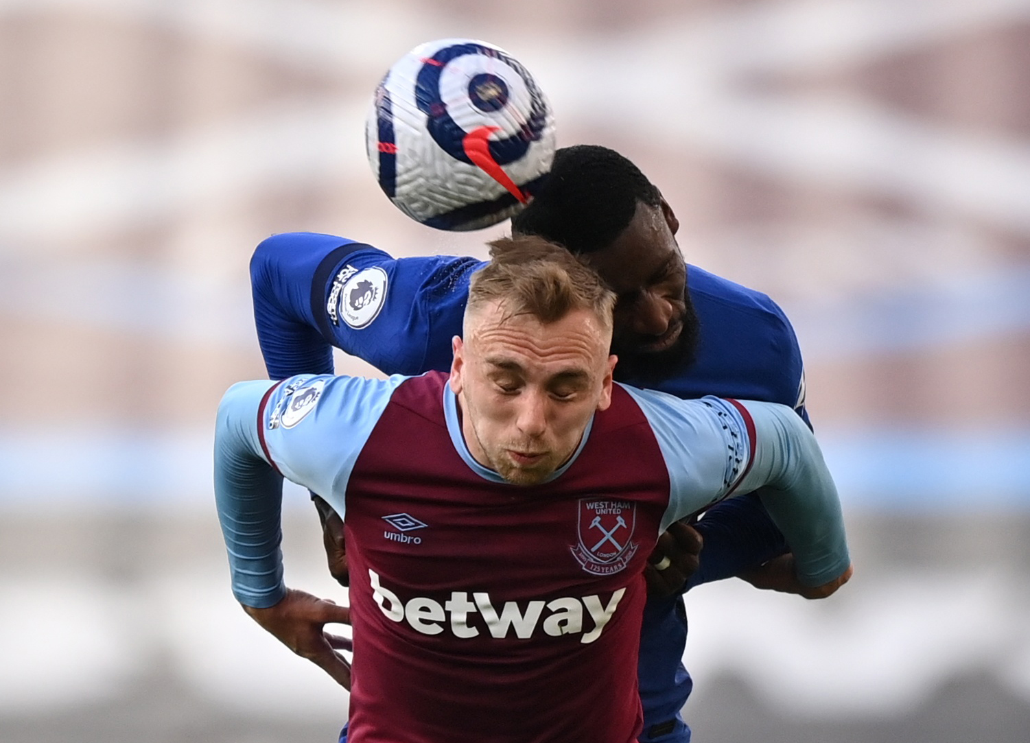 采访时强调 采访时强调