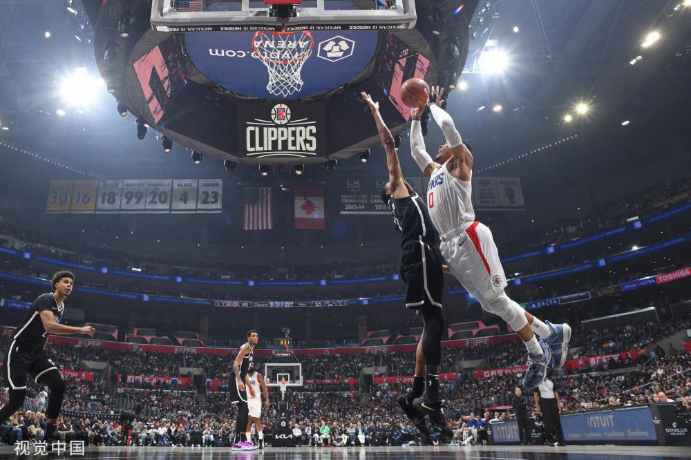 迅速站稳了 迅速站稳了