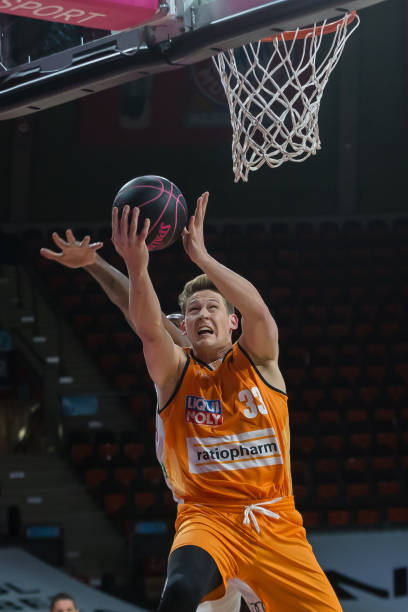 成为外界关 成为外界关